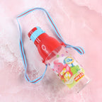 Durable 900ml water bottle featuring an easy-carry dori handle.